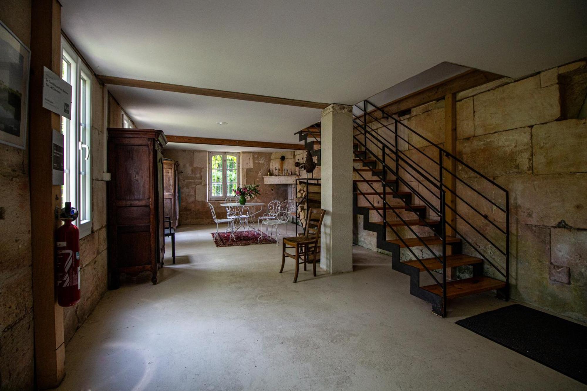 Le Gue Renard-Un Balcon Sur La Charente Villa Jarnac Bagian luar foto